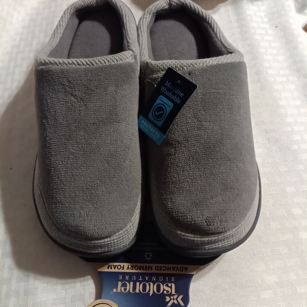 Isotoner men's memory foam clog slippers in gray color Indoor Outdoor Sole 11/12